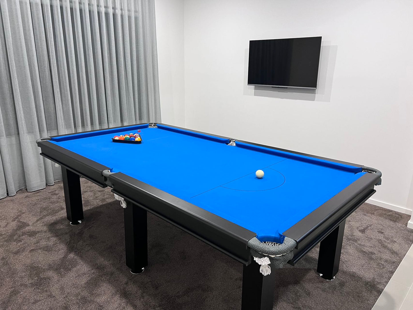 DELIVERY - POOL TABLE 8FT SNOOKER BILLIARD TABLE 25MM TABLE TOP WITH NET POCKETS AND FULL ACCESSORIES